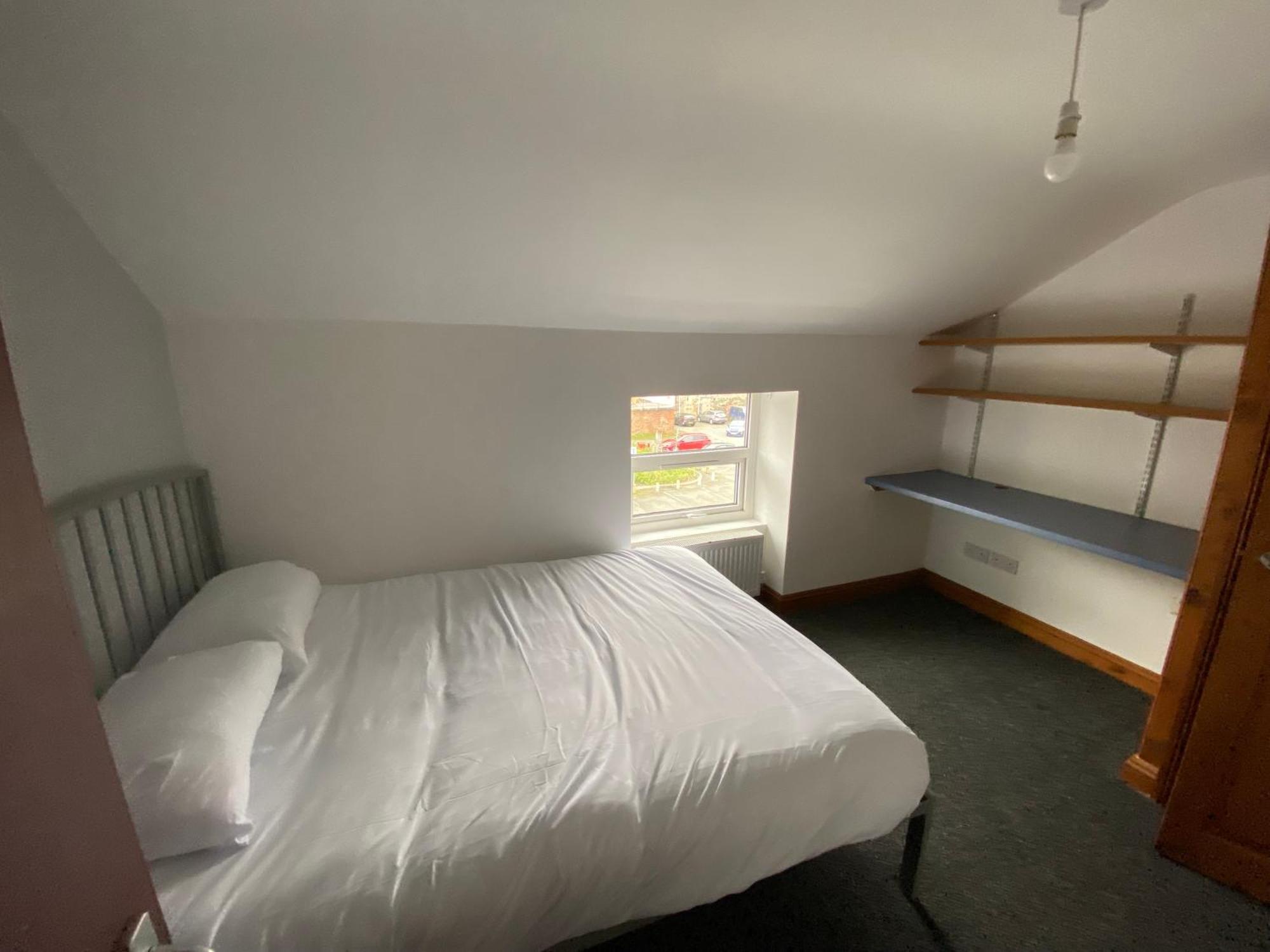 Room In A Shared House بانغور المظهر الخارجي الصورة